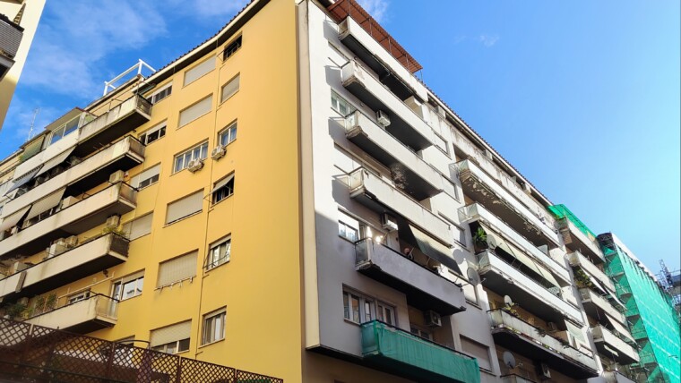 Appartamento trilocale in Vendita, Via Giuseppe de Leva